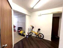Hougang Avenue 1 (D19), Shop House #611014631